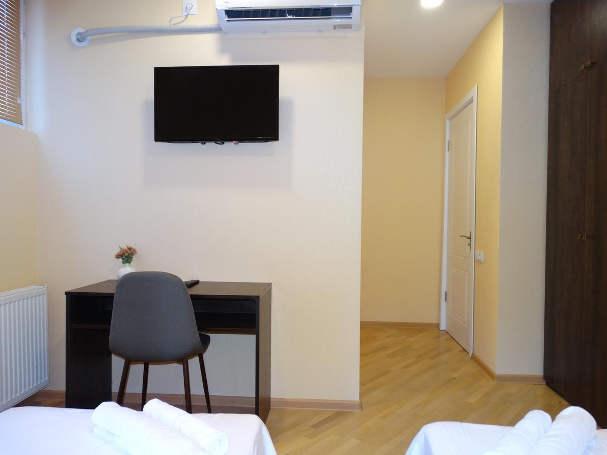 Hotel Boutique Iveria Tbilisi Exterior photo